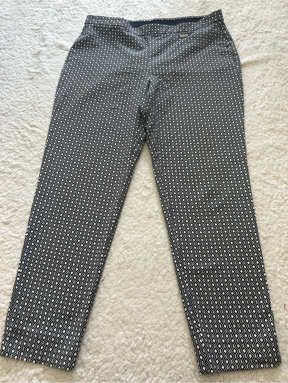 Vince Camuto Black and White Geometric Leggings